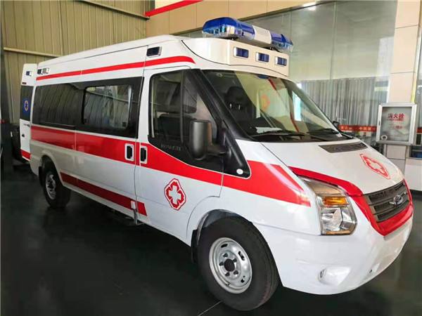石泉县福特V362救护车