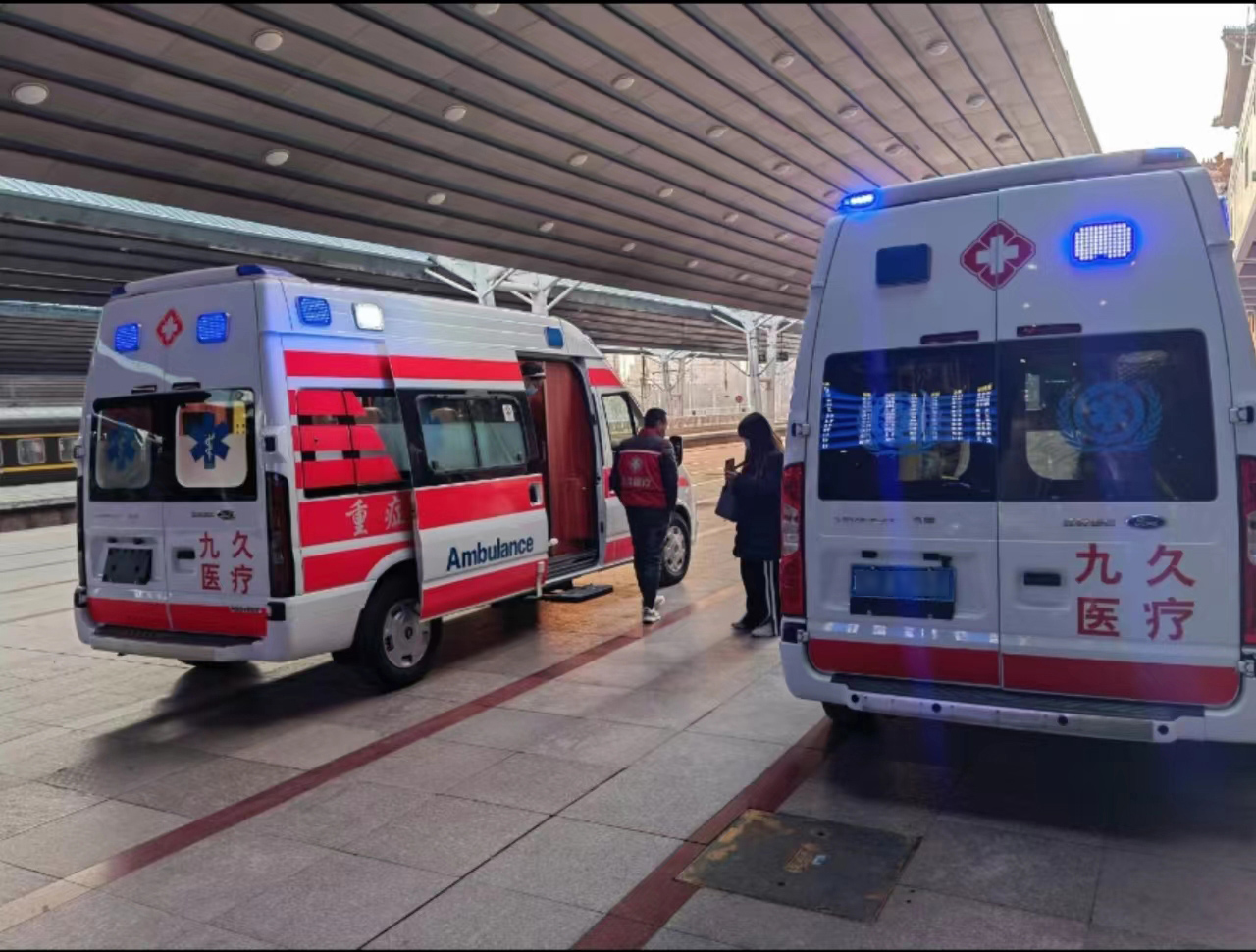 石泉县救护车长途转运